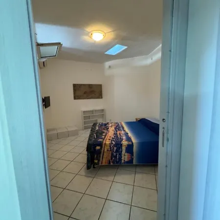 Hoya Apartment