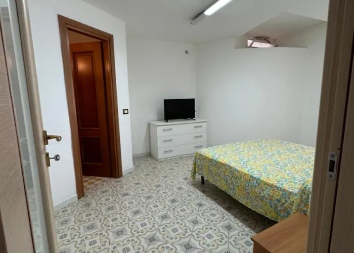 Hoya Lacco Ameno (Isola d'Ischia)